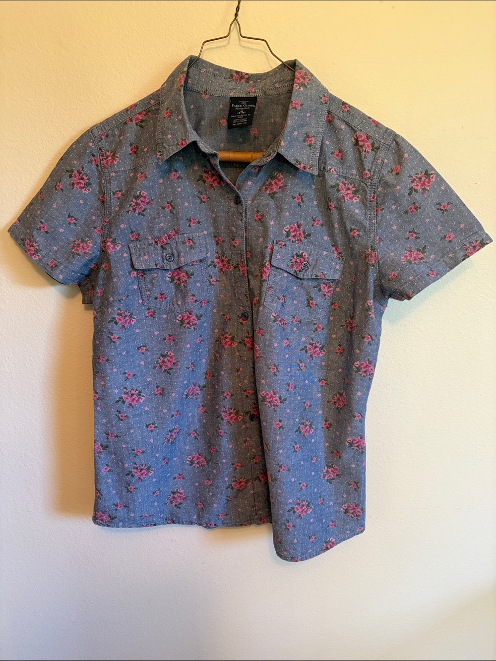 Faded Glory Blue Short-Sleeve Button-Up Shirt with Pink Floral Print